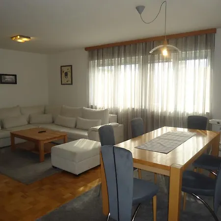 Apartman Kula